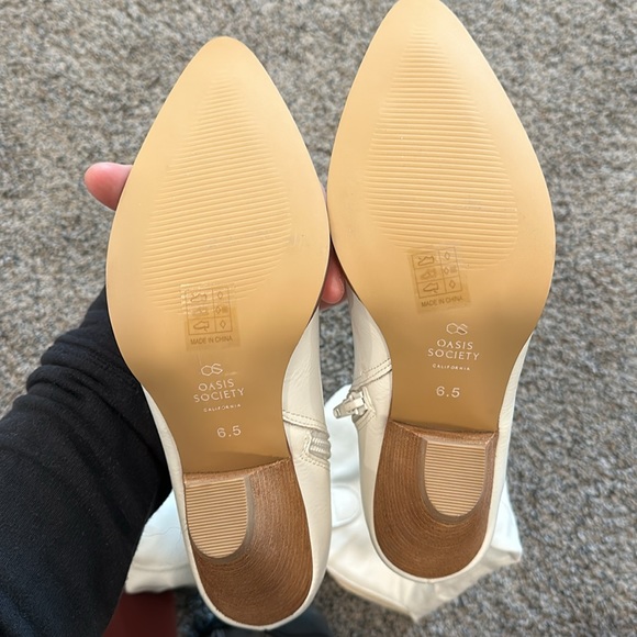 Oasis Society boots, cowgirl boots, white boots size 6.5 never worn. - Picture 3 of 3